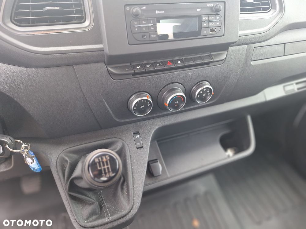 Renault Master Jegger laweta przewóz pojazdów pomoc drogowa 2,3 silnik 165KM krajowy - 21