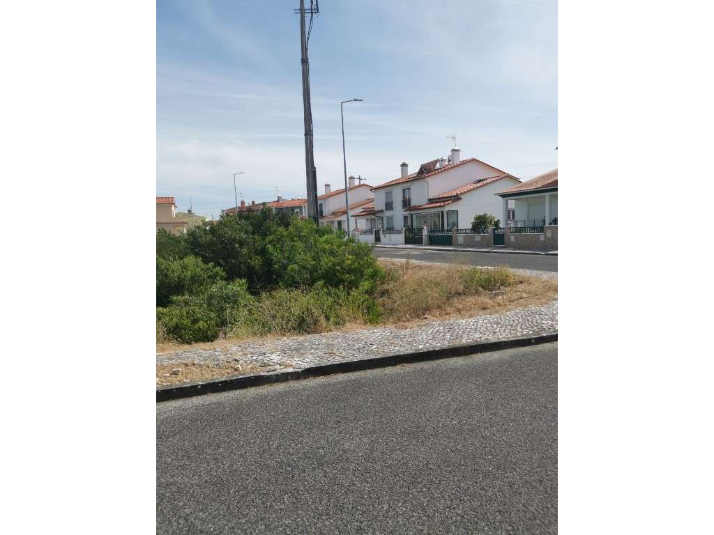 Terreno urbano perto da Praia da Vieira - Grande imagem: 3/12
