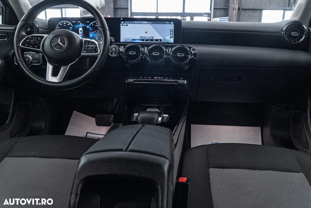 Mercedes-Benz A 180 7G-DCT Advanced Progressive - 30