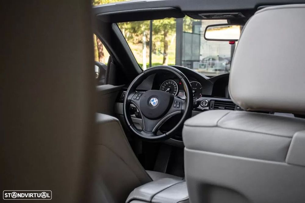 BMW 320 d Cabrio Auto - 33