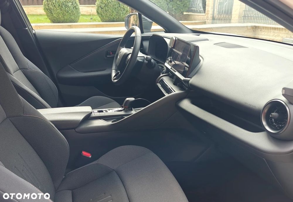 Toyota C-HR - 16
