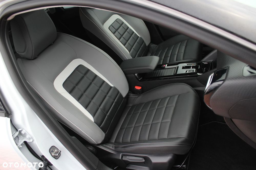 Citroën C4 1.2 mHEV Max eDCT6 - 16