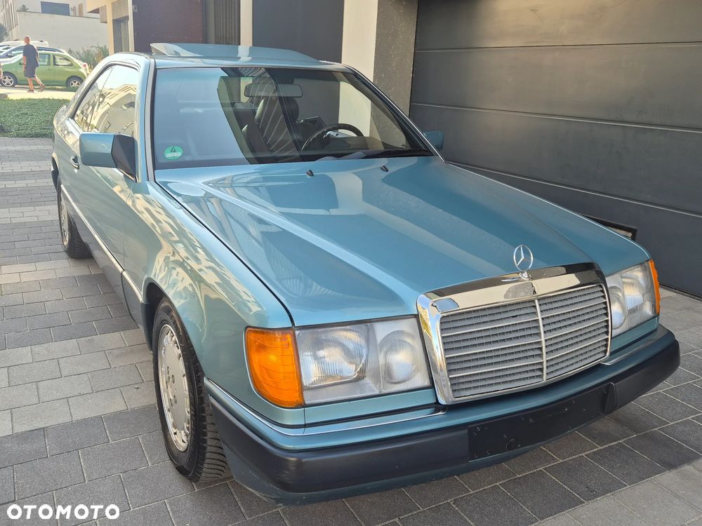 Mercedes-Benz W124 (1984-1993) - 33