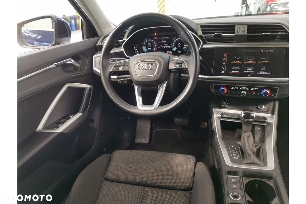 Audi Q3 Sportback - 11
