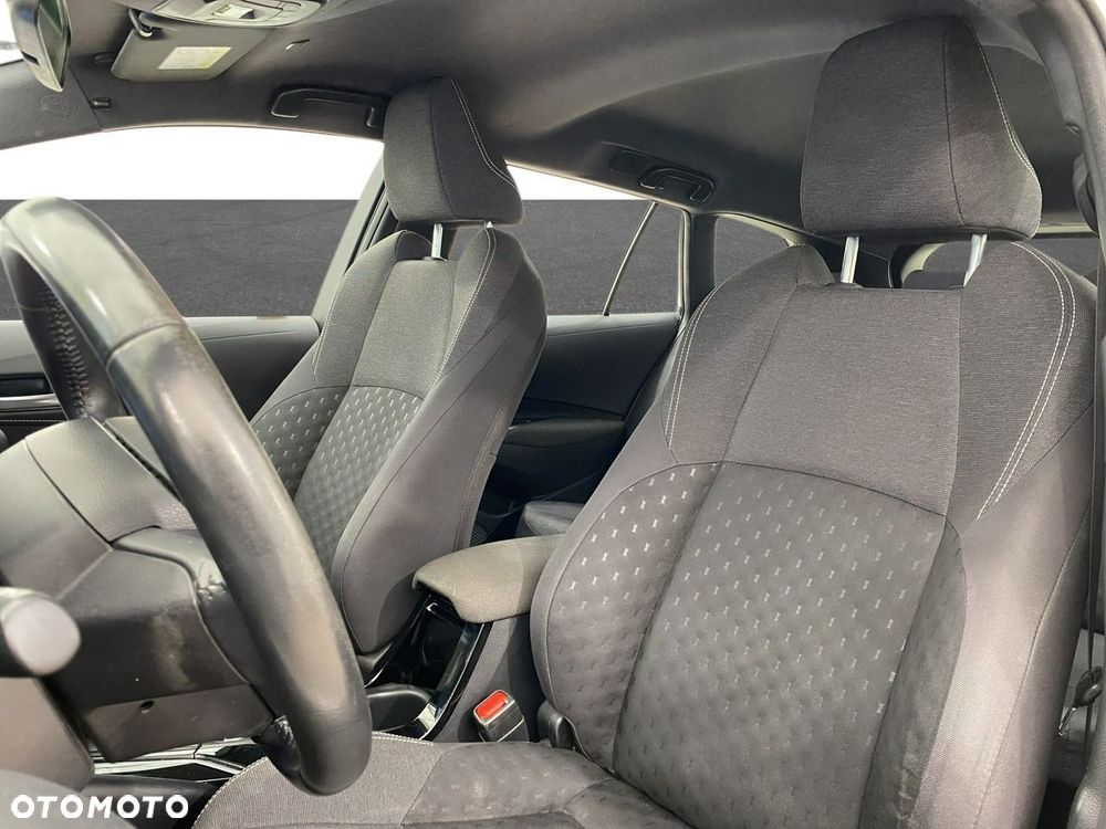 Toyota Corolla - 17