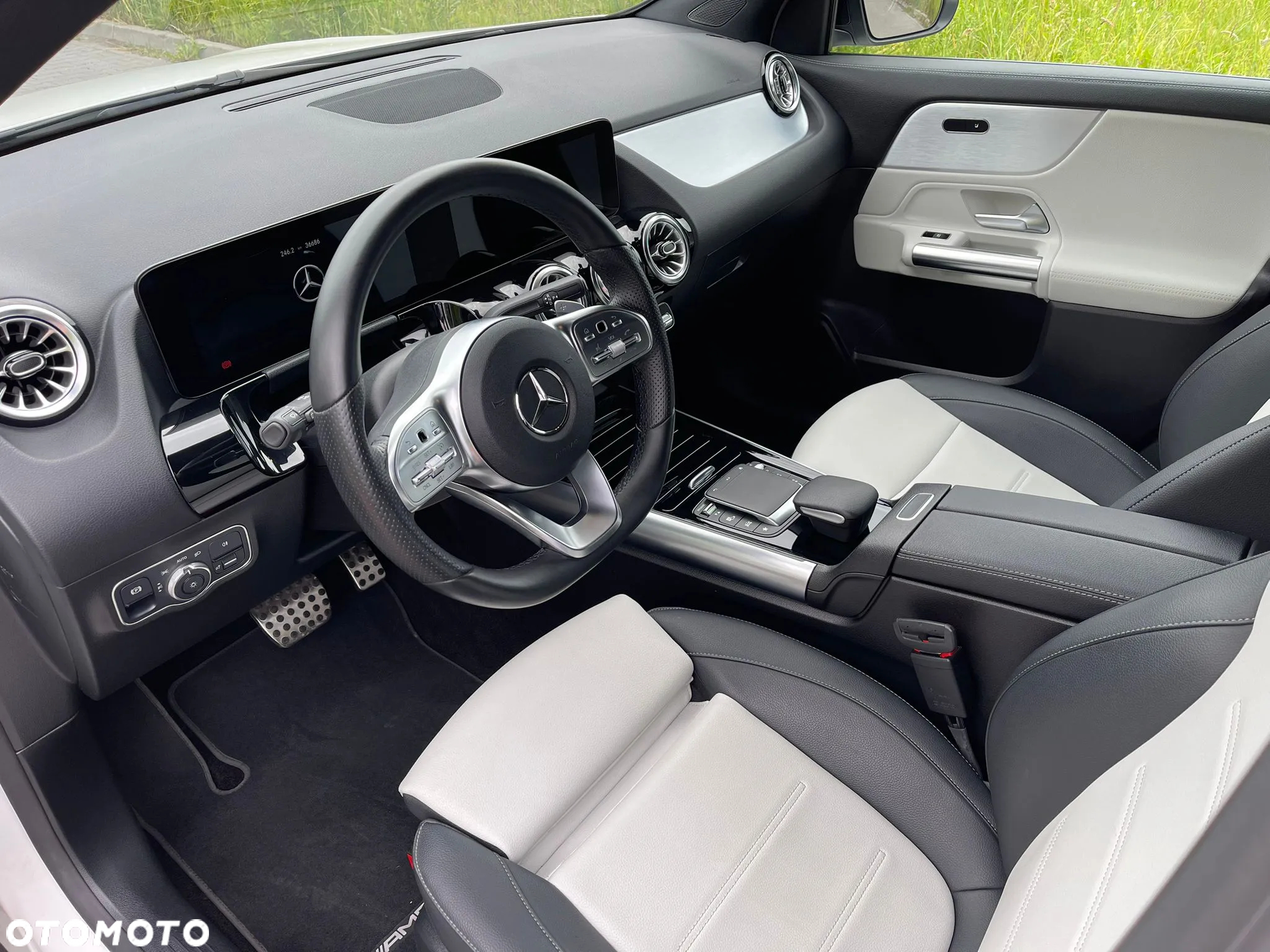 Mercedes-Benz GLA 250 4-Matic AMG Line - 17