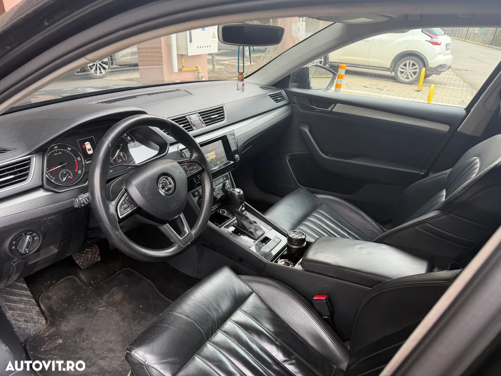 Skoda Superb 2.0 TDI DSG Ambition - 18
