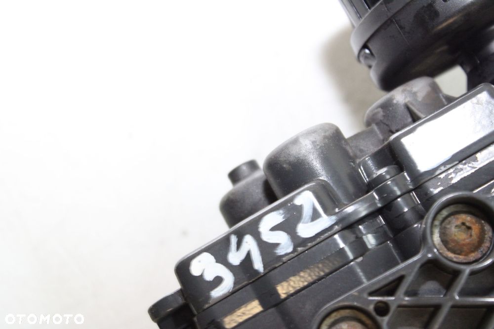 MERCEDES ACTROS MP4 ZAWÓR PODSTAWA OSUSZACZA OSUSZACZ POWIETRZA 0014462064 - 8