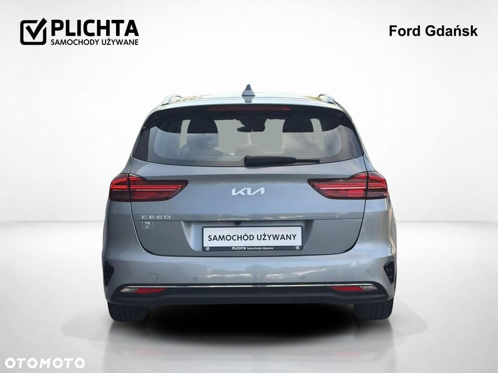 Kia Ceed - 5