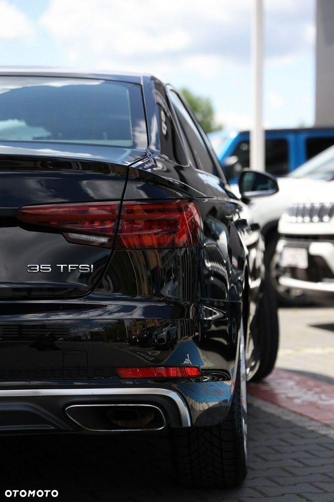 Audi A4 Avant - 11