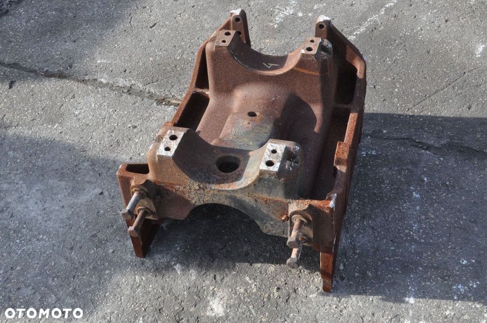 WSPORNIK RAMA SUPORT RENAULT CLAAS NEW HOLLAND 94180C5 - 5