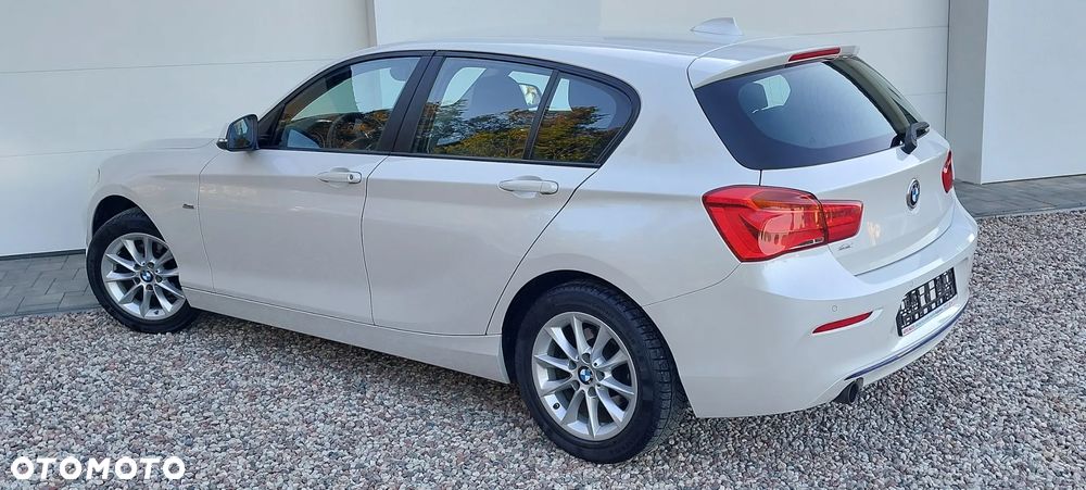 BMW Seria 1 116i Sport Line - 11