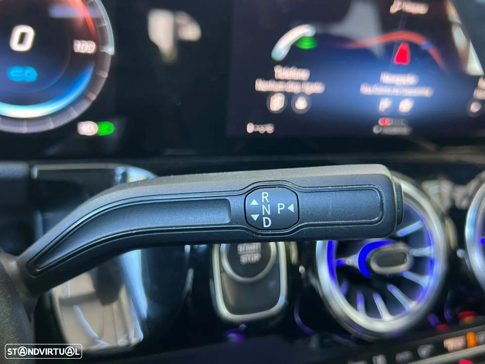 Mercedes-Benz EQA 250+ Electric Art - 15