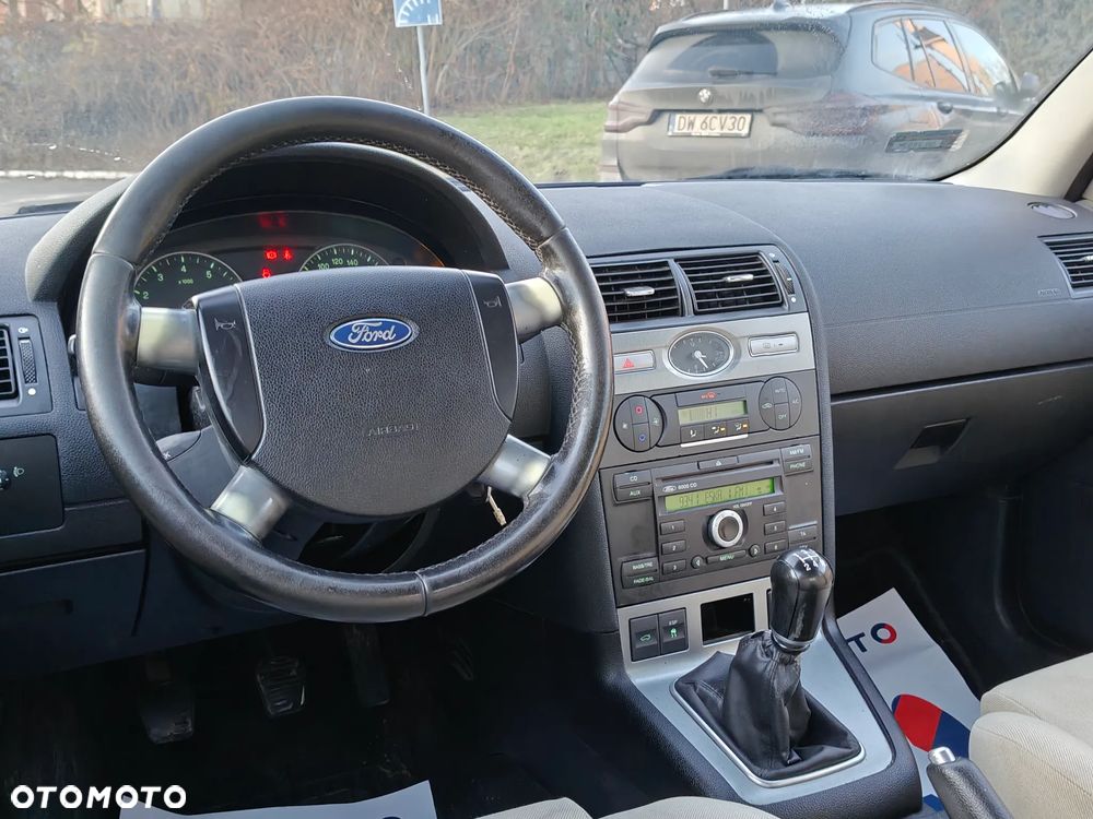 Ford Mondeo 2.0 Ambiente - 5