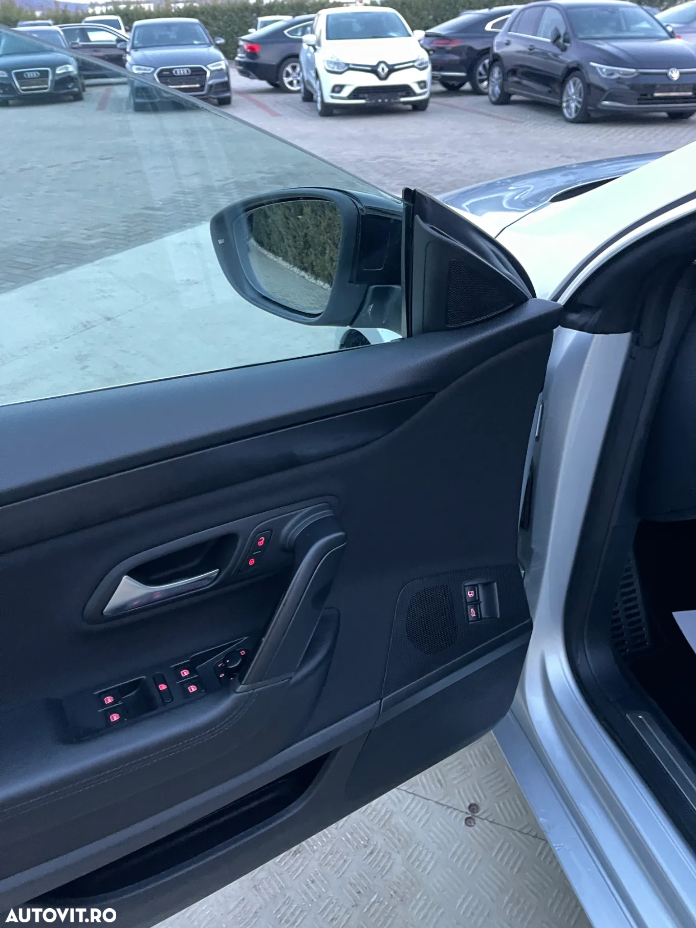 Volkswagen Passat CC 2.0 TDI BlueMotion Technology DSG - 31