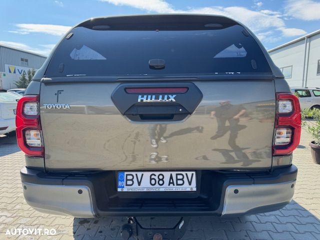 Toyota Hilux 2.8D 204CP 4x4 Double Cab AT Invincible - 6