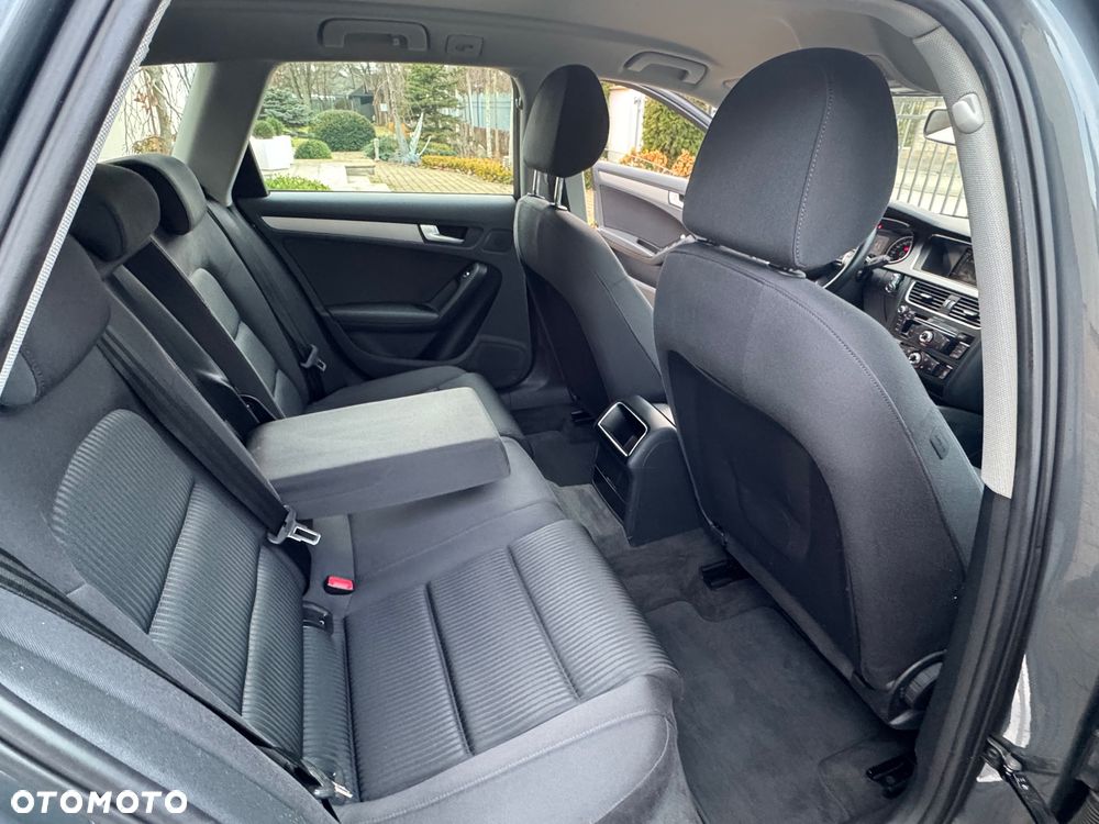 Audi A4 Avant 2.0 TDI - 29