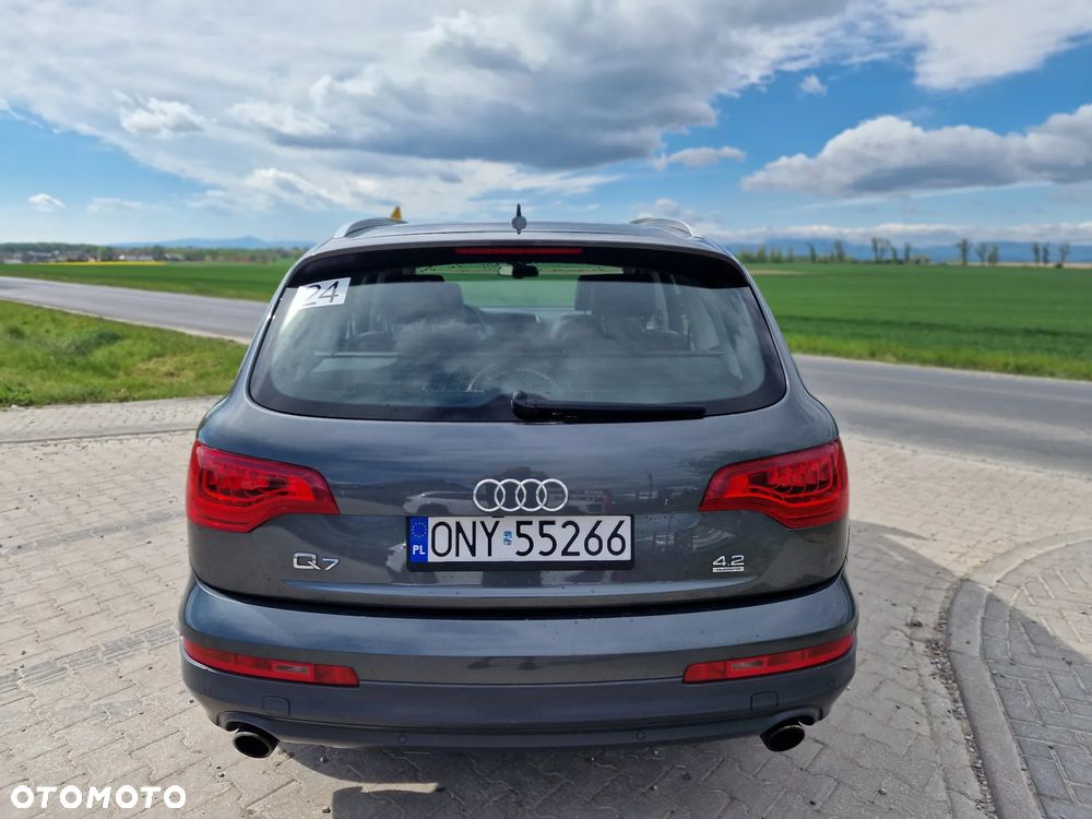 Audi Q7 - 12