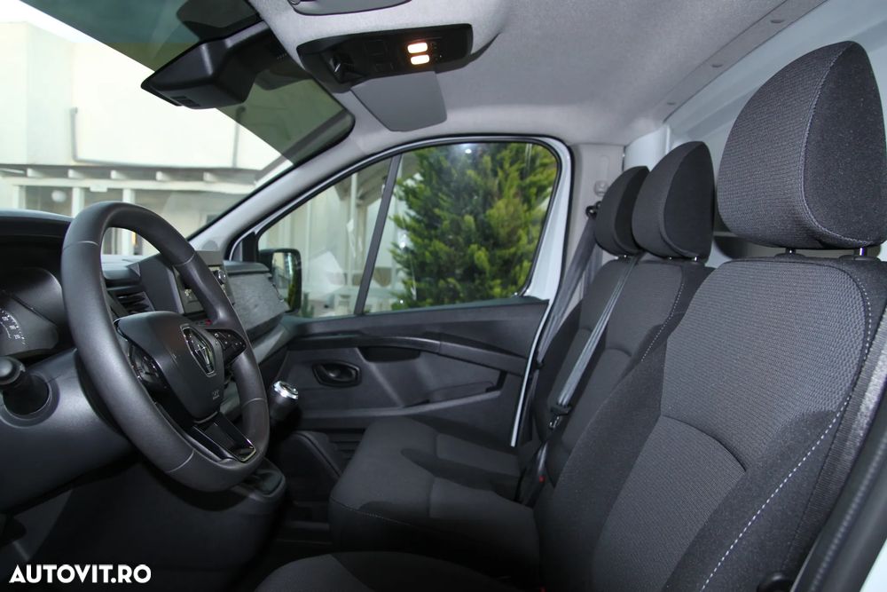 Renault Trafic - 12