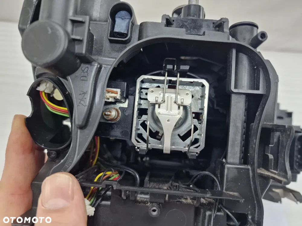 AUDI A1 8X0 10- BIXENON BI-XENON LEWA LAMPA PRZEDNIA PRZÓD , NR 8X0941003J , NR AUKCJI LL600 - 17