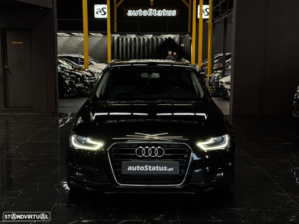 Audi A4 Avant 2.0 TDI Business Line S-line - 4