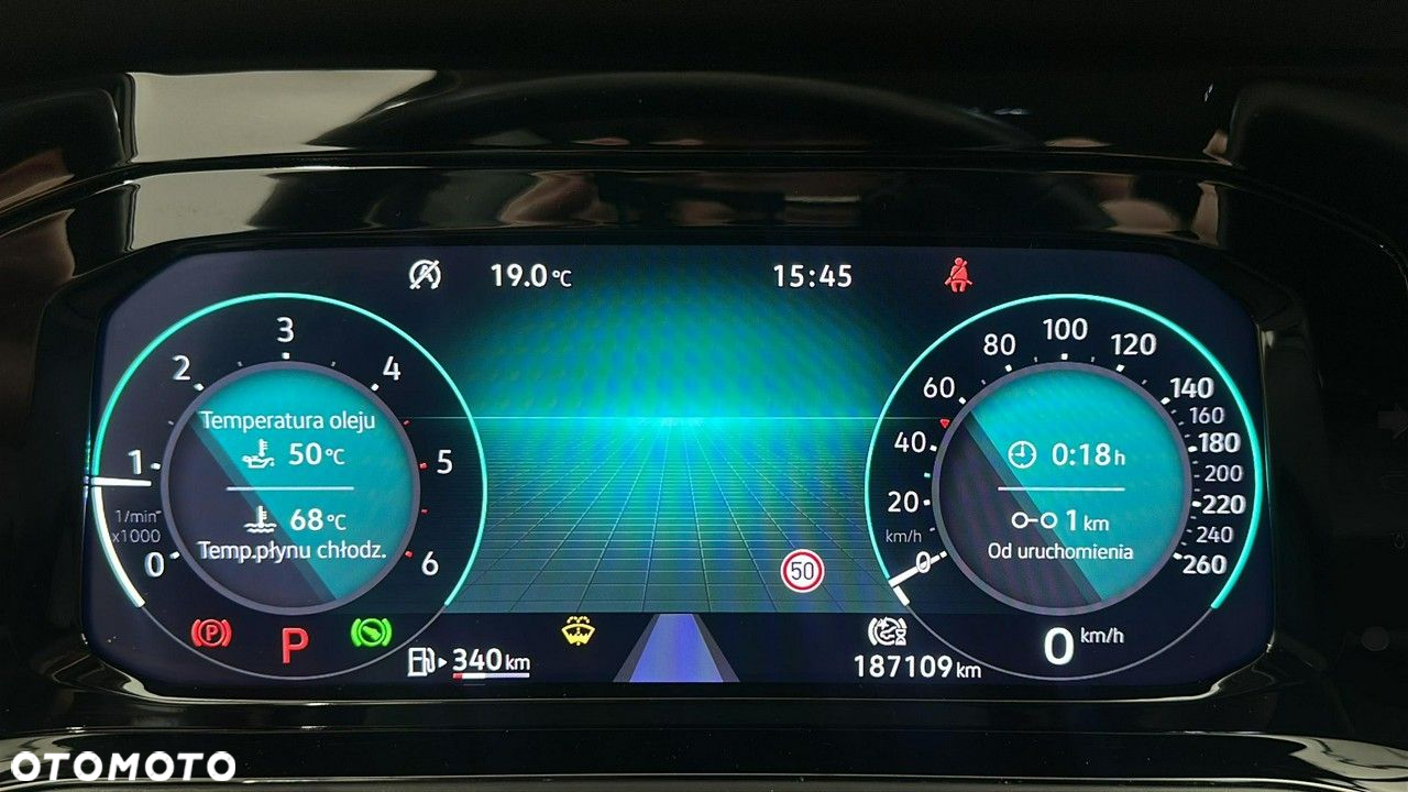 Volkswagen Golf - 16