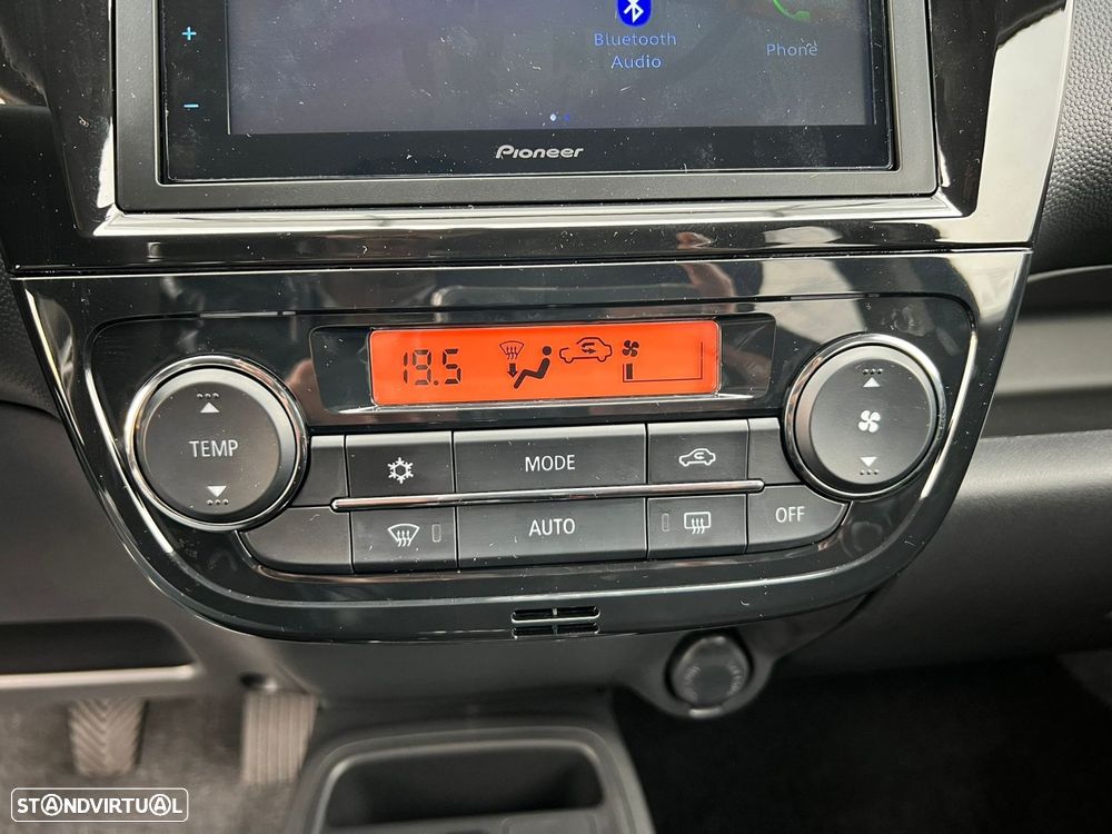 Mitsubishi Space Star 1.2 Connect Edition - 14