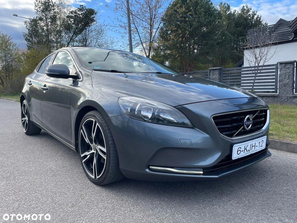 Volvo V40 D2 Summum - 3