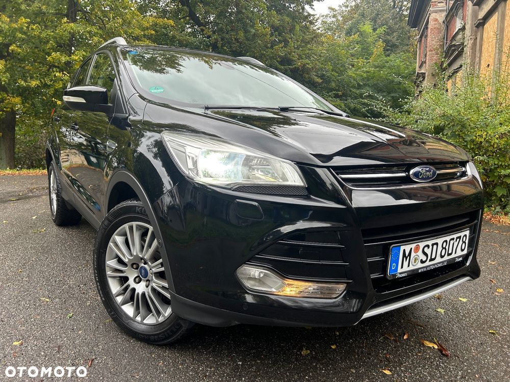 Ford Kuga 2.0 TDCi 2x4 Titanium - 36