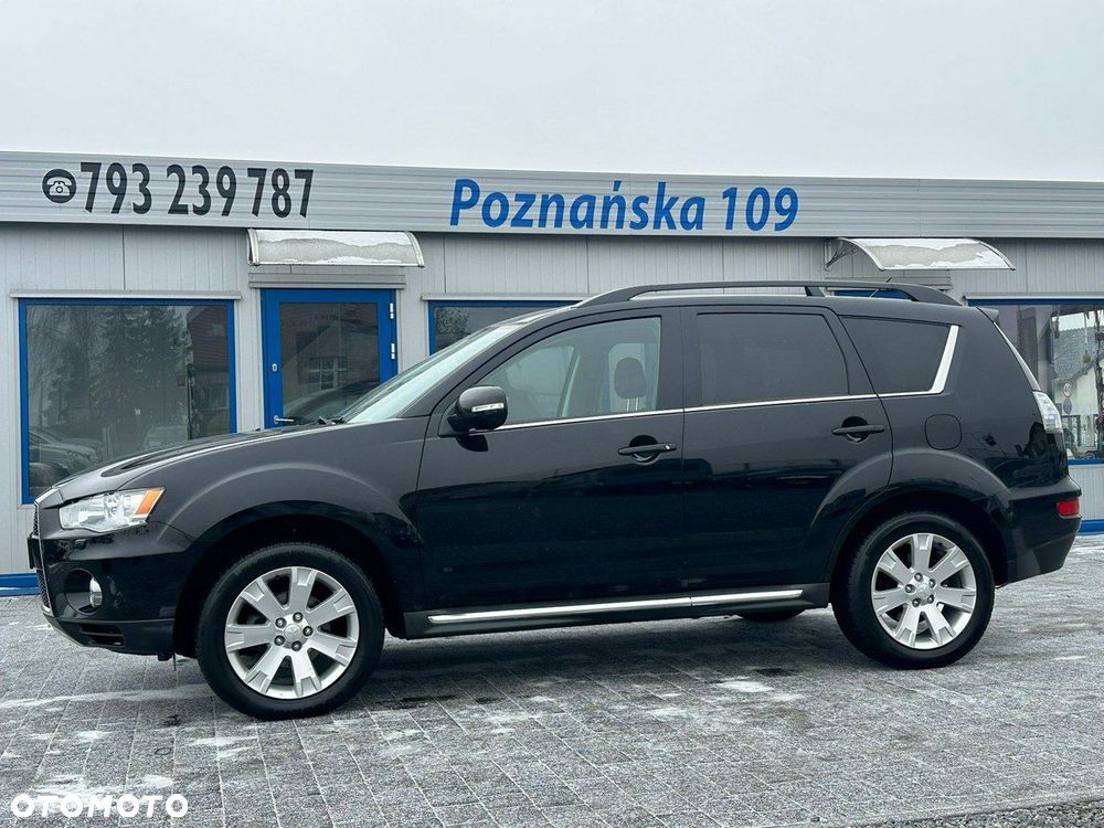 Mitsubishi Outlander - 22