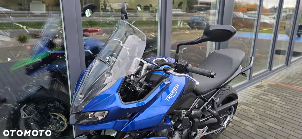 Triumph Tiger - 27
