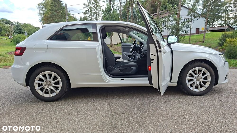Audi A3 3-drzwiowe 1.4 TFSI Premiere Edition - 33
