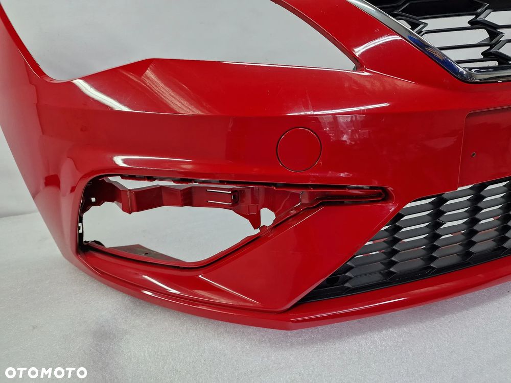 SEAT LEON 3 III 5F0 LIFT FR 16- KOMPLETNY ZDERZAK PRZEDNI PRZÓD + GRILL + KRATKA ŚRODKOWA , ŁADNY , KOLOR CZERWONY , NR 5F0807221AB / 5F0807221AJ , NR AUKCJI NZ971 - 8