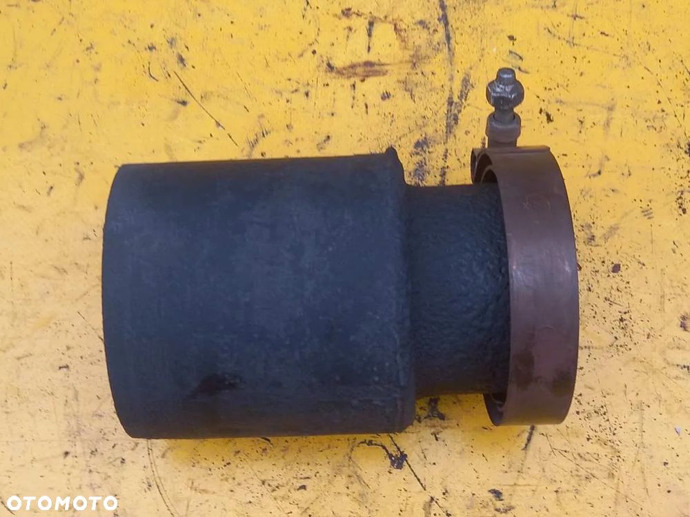 Przyłącze adapter tłumika McCormick MTX200 - 1