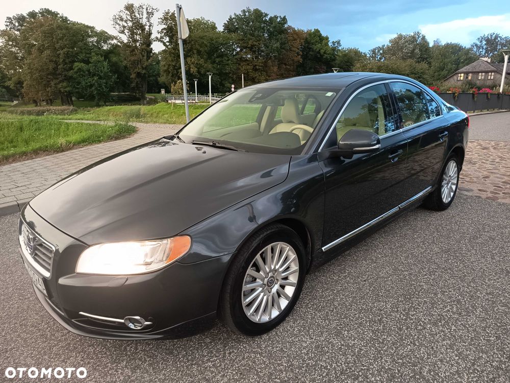 Volvo S80 - 1