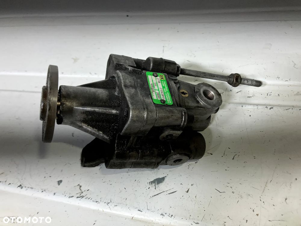 POMPA WSPOMAGANIA BMW E38 M60 V8 E31 E32 E34 LF68 LUK 1091911 1092015 - 2