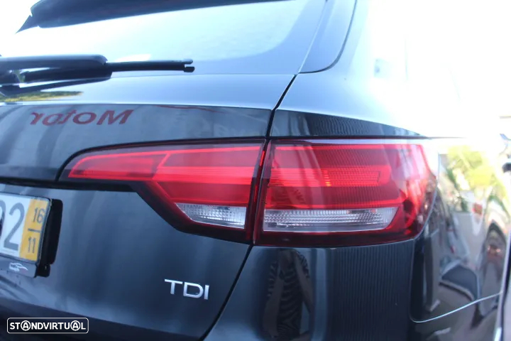 Audi A4 Avant 2.0 TDI Advance - 48