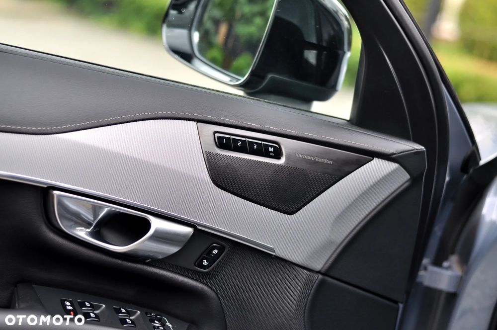 Volvo XC 90 B5 D AWD Geartronic RDesign - 15