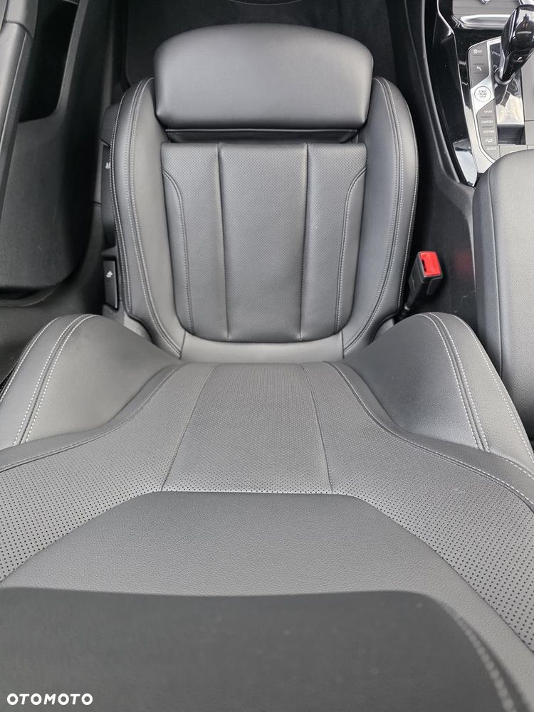 BMW X3 xDrive30d mHEV - 17