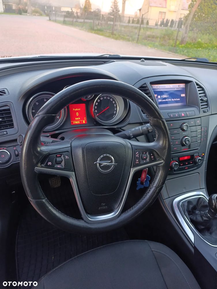 Opel Insignia 2.0 CDTI - 11