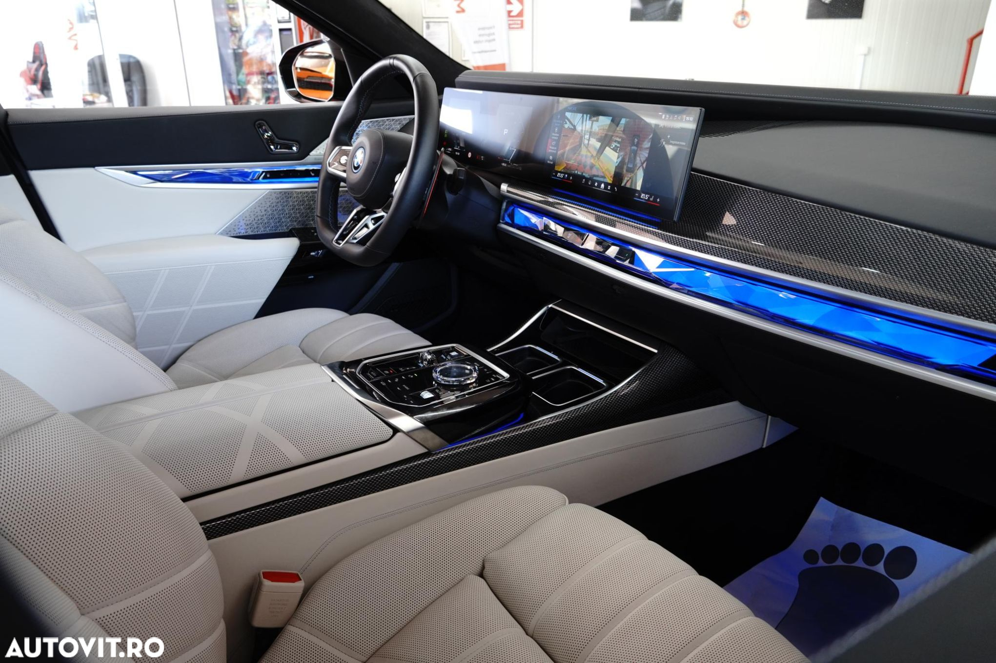 BMW Seria 7 - 27