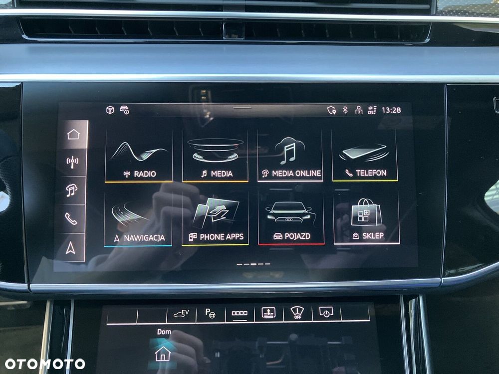 Audi A8 - 26
