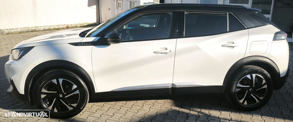 Peugeot 2008 1.2 PureTech GT Line EAT8 - 23