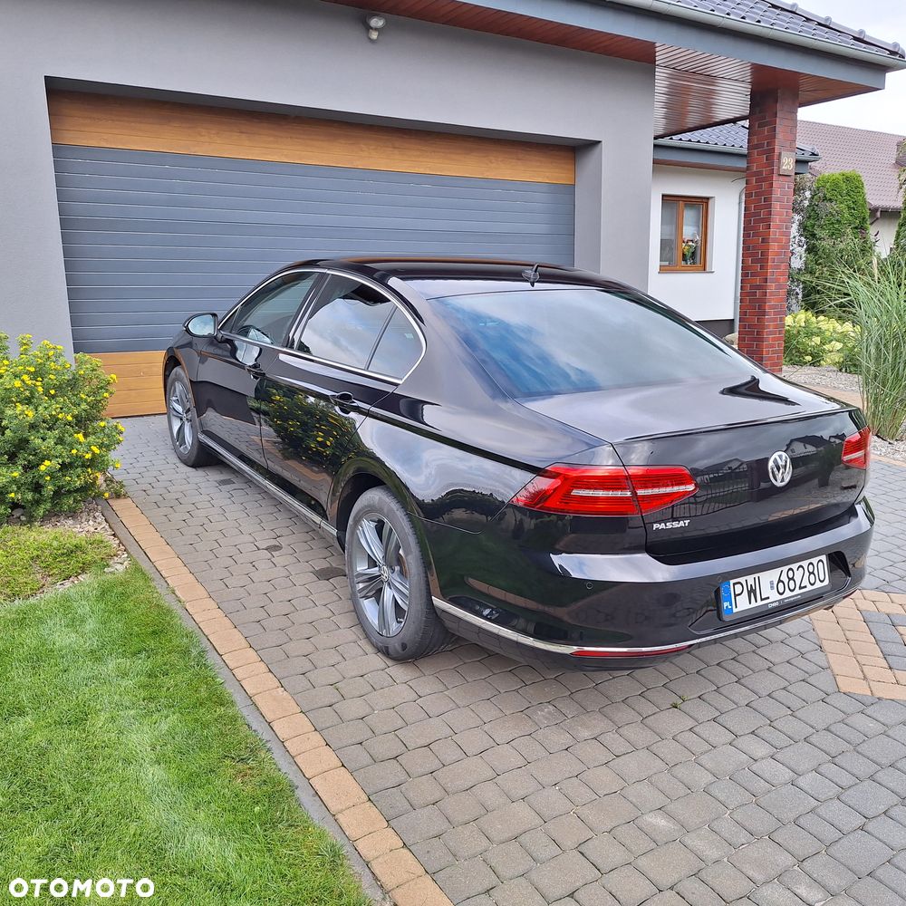 Volkswagen Passat - 7