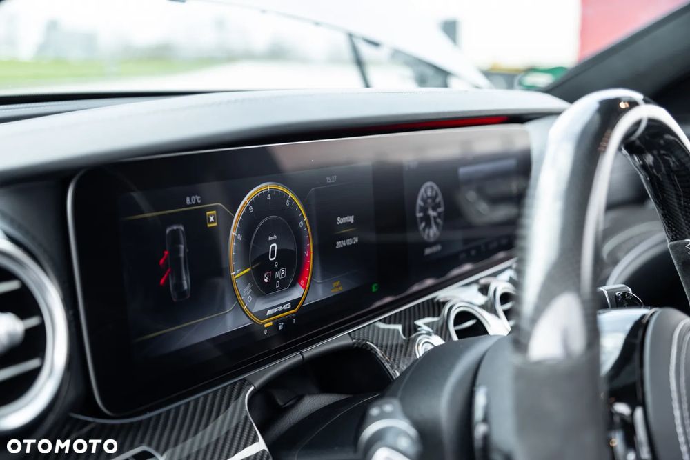 Mercedes-Benz Klasa E AMG 63 S 4-Matic+ - 19