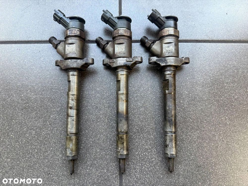 WTRYSKIWACZ 1.6 TDCI FORD VOVLO 0445110353 9M5Q-9F593-AA - 2