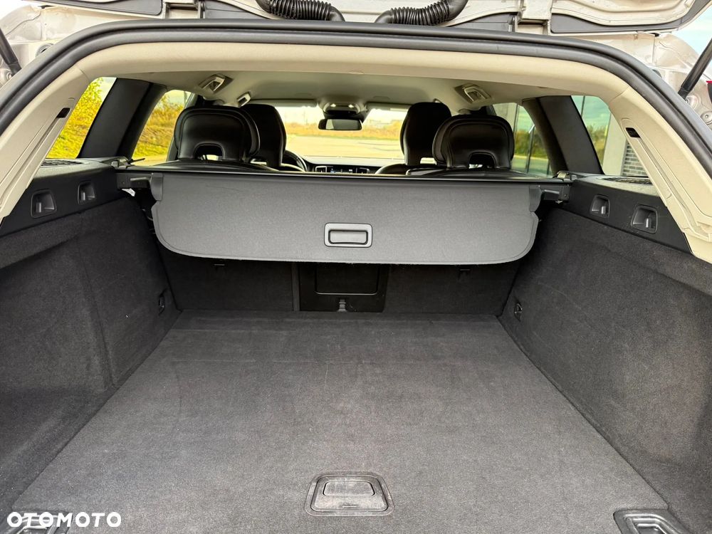 Volvo V60 D3 ECO - 14