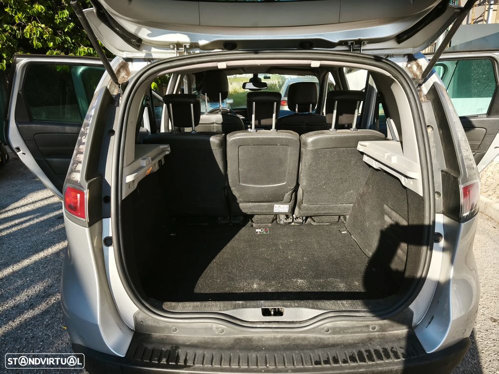 Renault Scénic 1.5 dCi Bose Edition SS - 6