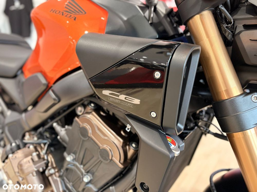Honda CB - 11