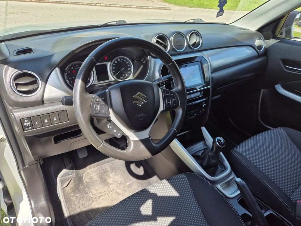 Suzuki Vitara 1.6 (4x2) Comfort+ - 12